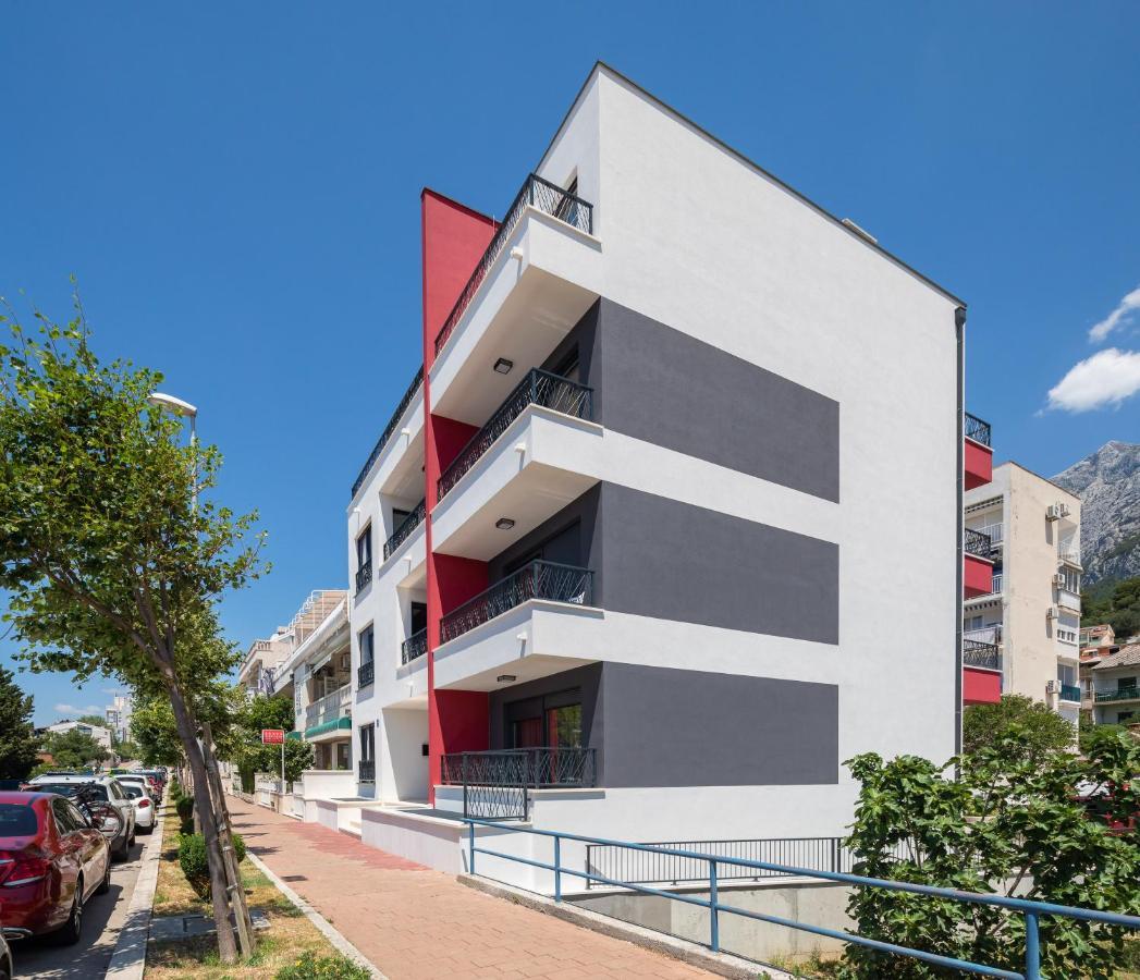 Villa Loriana Apartments Makarska Exterior photo